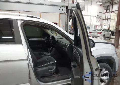 2018 Volkswagen Atlas 3.6L V6 Se из США, поврежденный, VIN 1V2KR2CA5JC528694